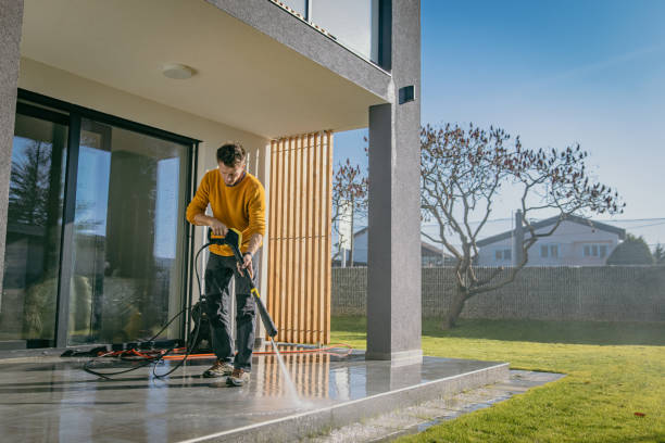 Best Pool Deck Cleaning  in Crescent City, FL